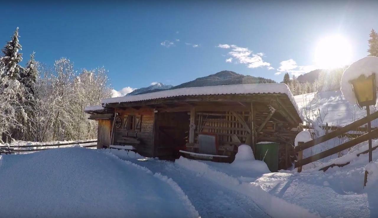 Chalets Zoehrer - Wohnen Am Wasser Weissensee Extérieur photo